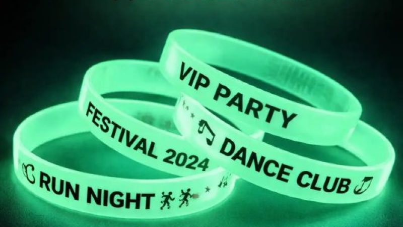 Cómo organizar el control de accesos en tu boda con pulseras personalizadas